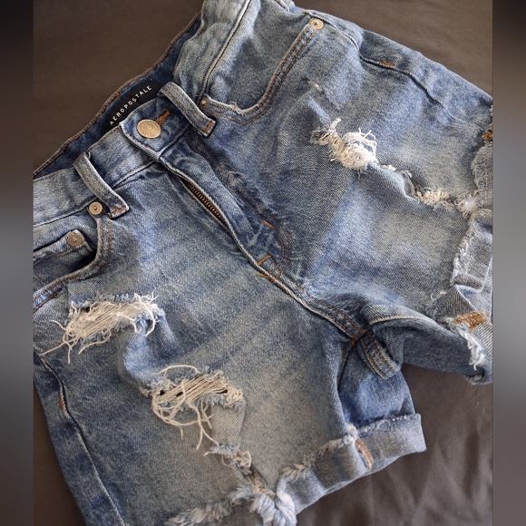 Mom Short Denim Ripped Distressed Jean - Picture 6 of 6